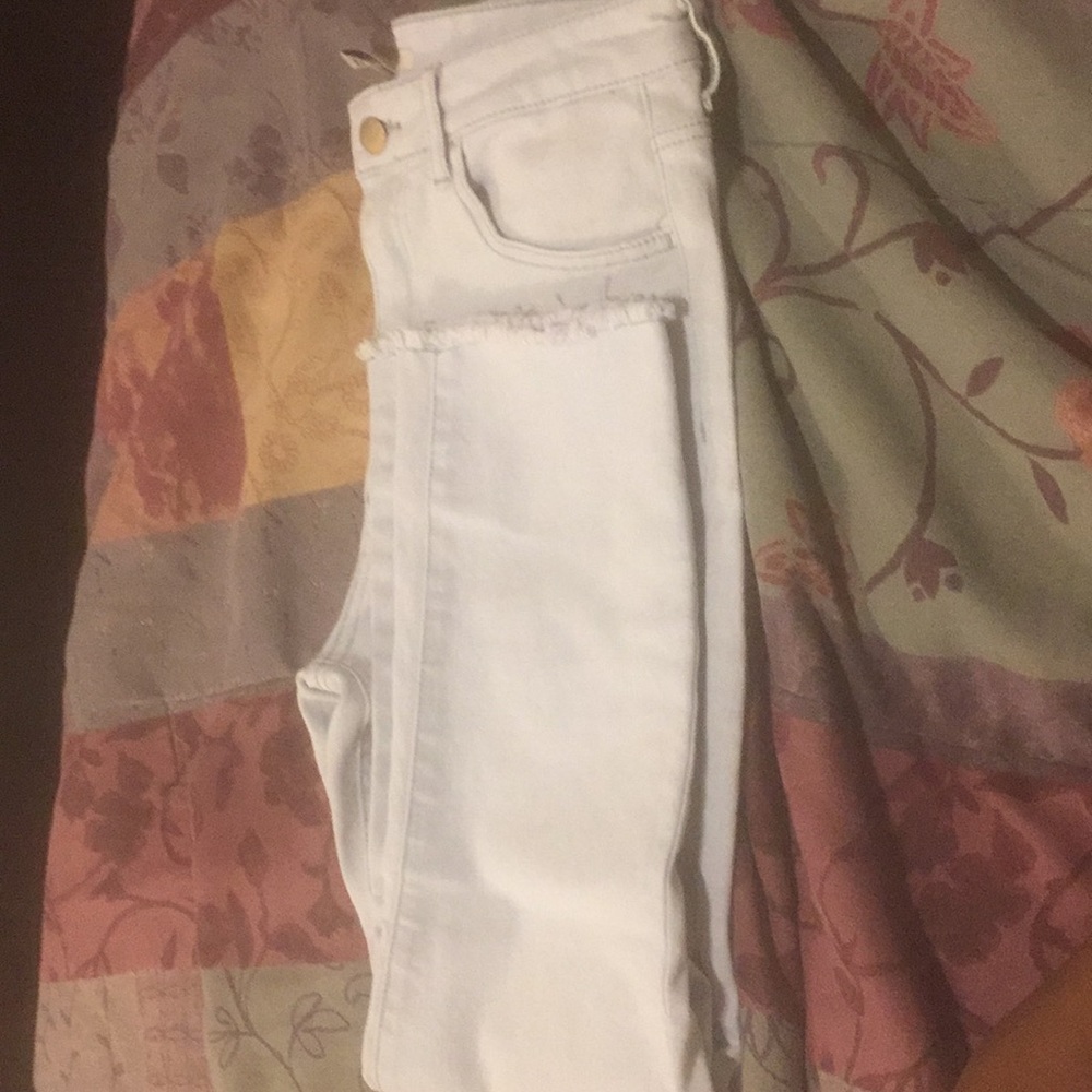 Light wash jeans